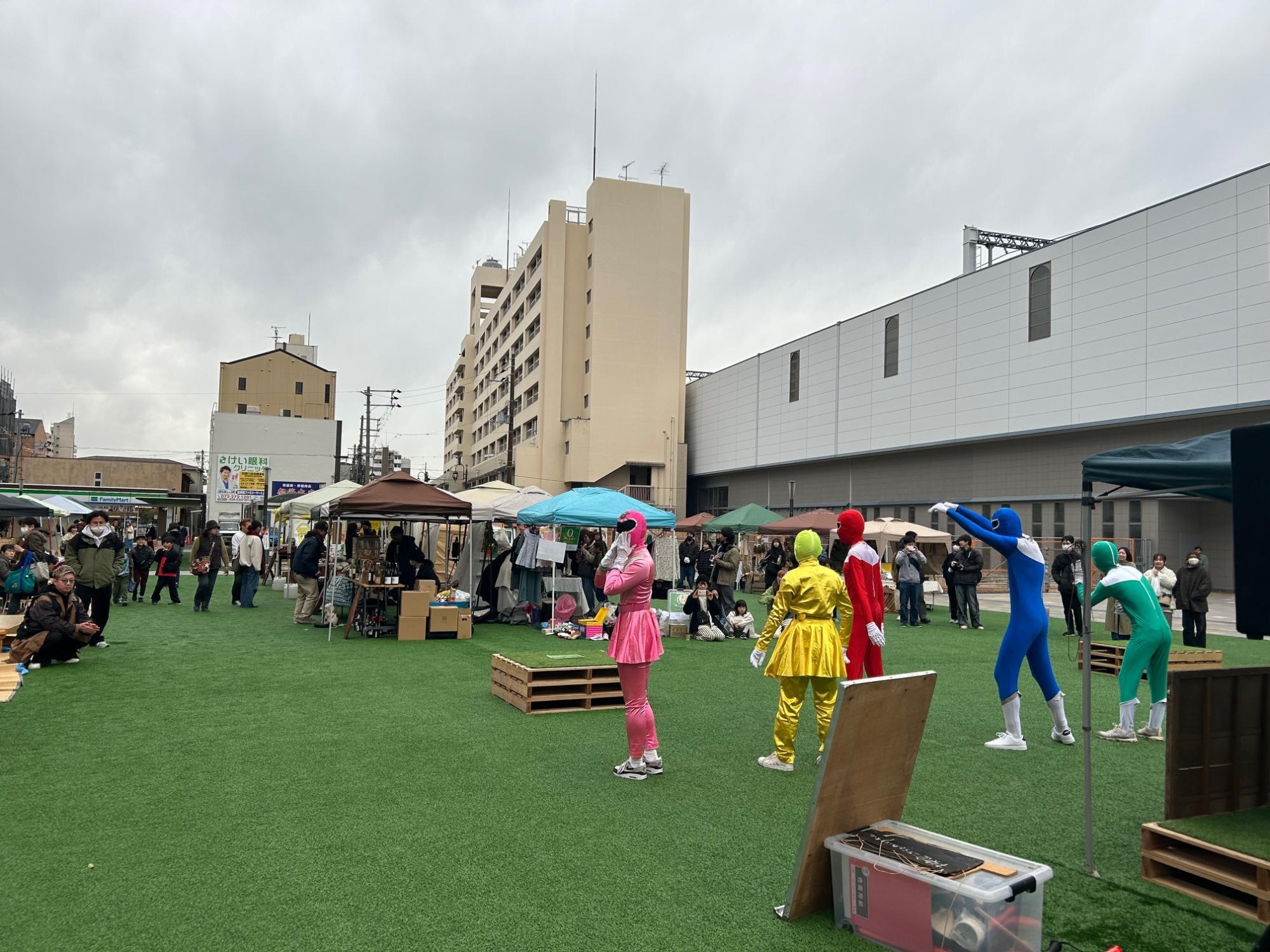 スリーピースマーケットの様子