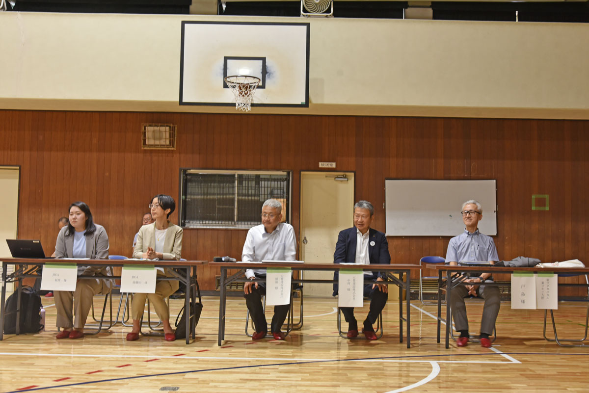 高南中学校講演1